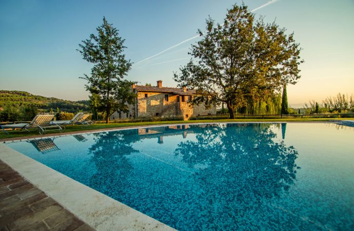 podere monti villa in toscana