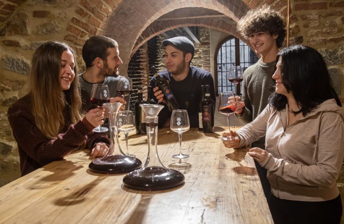 enoteca gastronomia amoremio Podere Monti a montepulciano